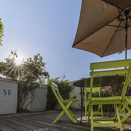 Un air de vacances au milieu de l'océan Ile d'Yeu Extérieur photo