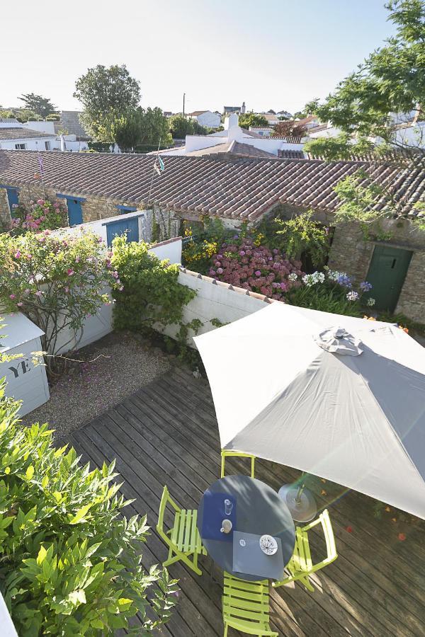 Un air de vacances au milieu de l'océan Ile d'Yeu Extérieur photo